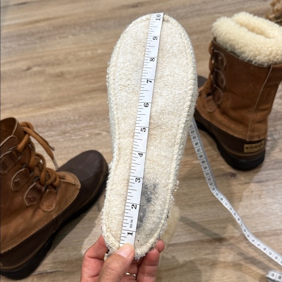 Vintage SOREL Caribou Shearling Boots W9.5/M8 Made in Canada Leather/Wool Lined - Picture 8 of 15